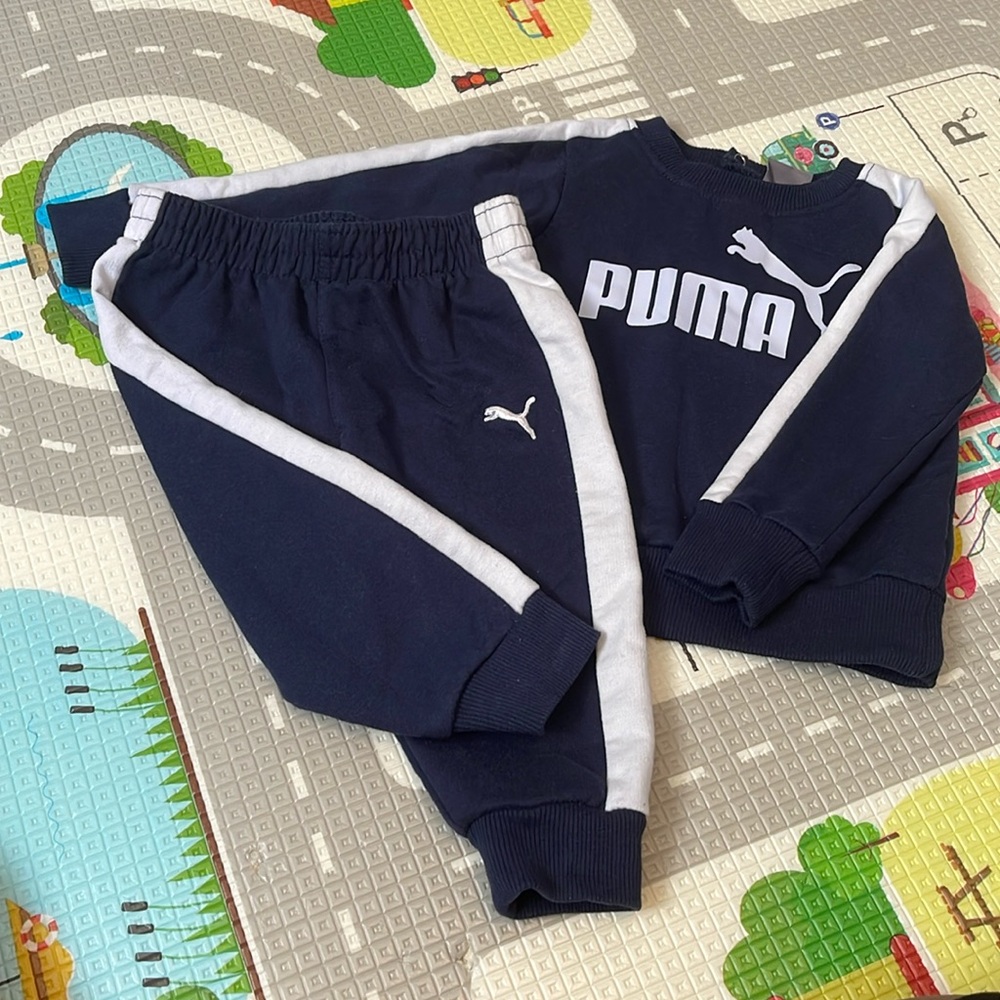 Puma matching sweatsuit.